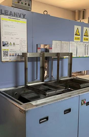 Semi automatic carbohydrate cleaner