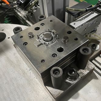 Precision riveting and rotary cutting die