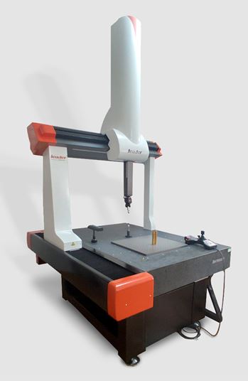Three-coordinates measuring  machine